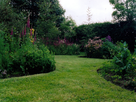 Garden c2002
