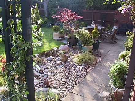 Bubble water feature ~ Seaside Pepples 