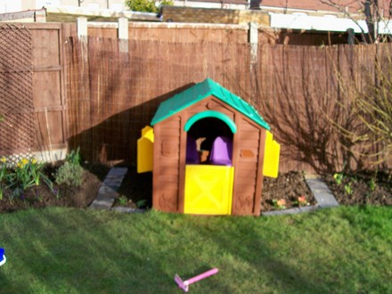 Brookes play house - all done!!!