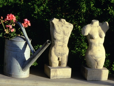 statues_2004.jpg